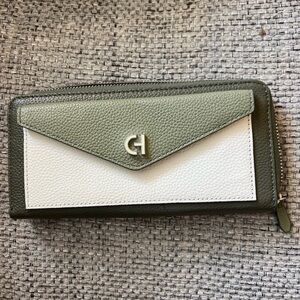 Cole Haan Olive/Cream Town Continental Leather Wallet